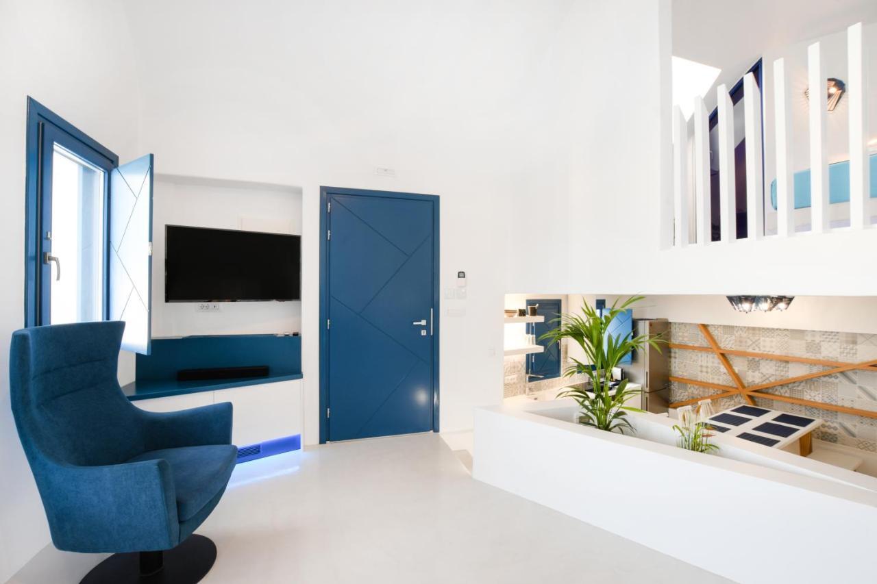 Blue White Residence Monolithos  Exterior photo