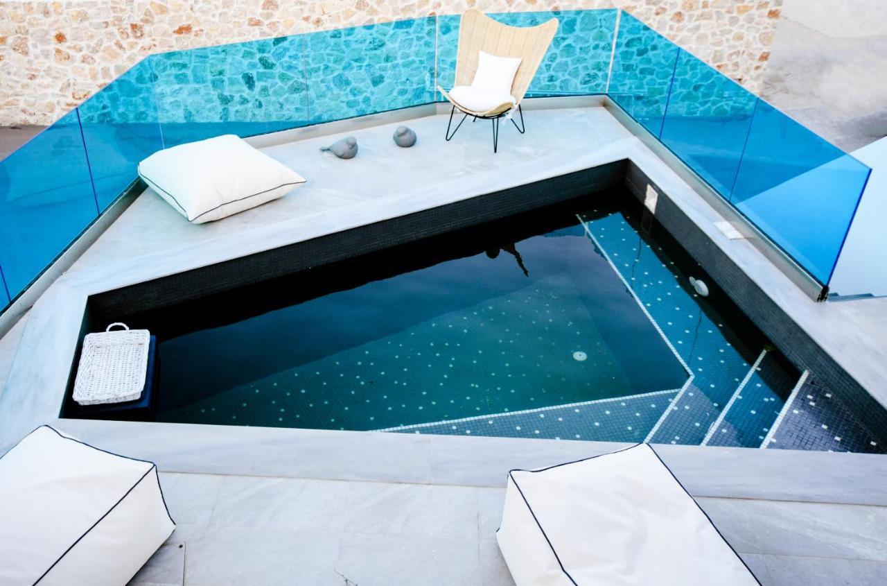 Blue White Residence Monolithos  Exterior photo